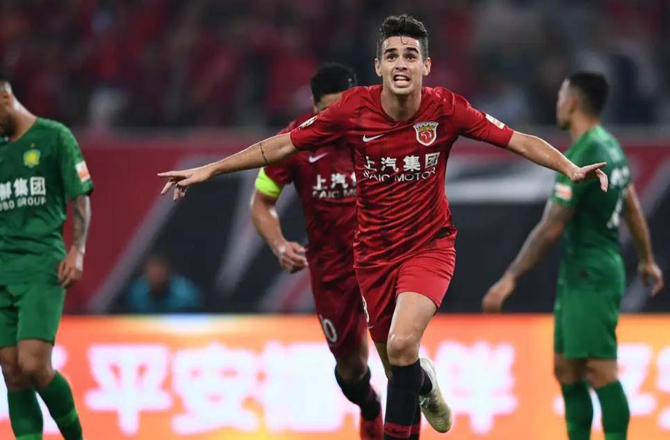 开云体育-上港2-1胜恒大夺得中超三连冠的简单介绍