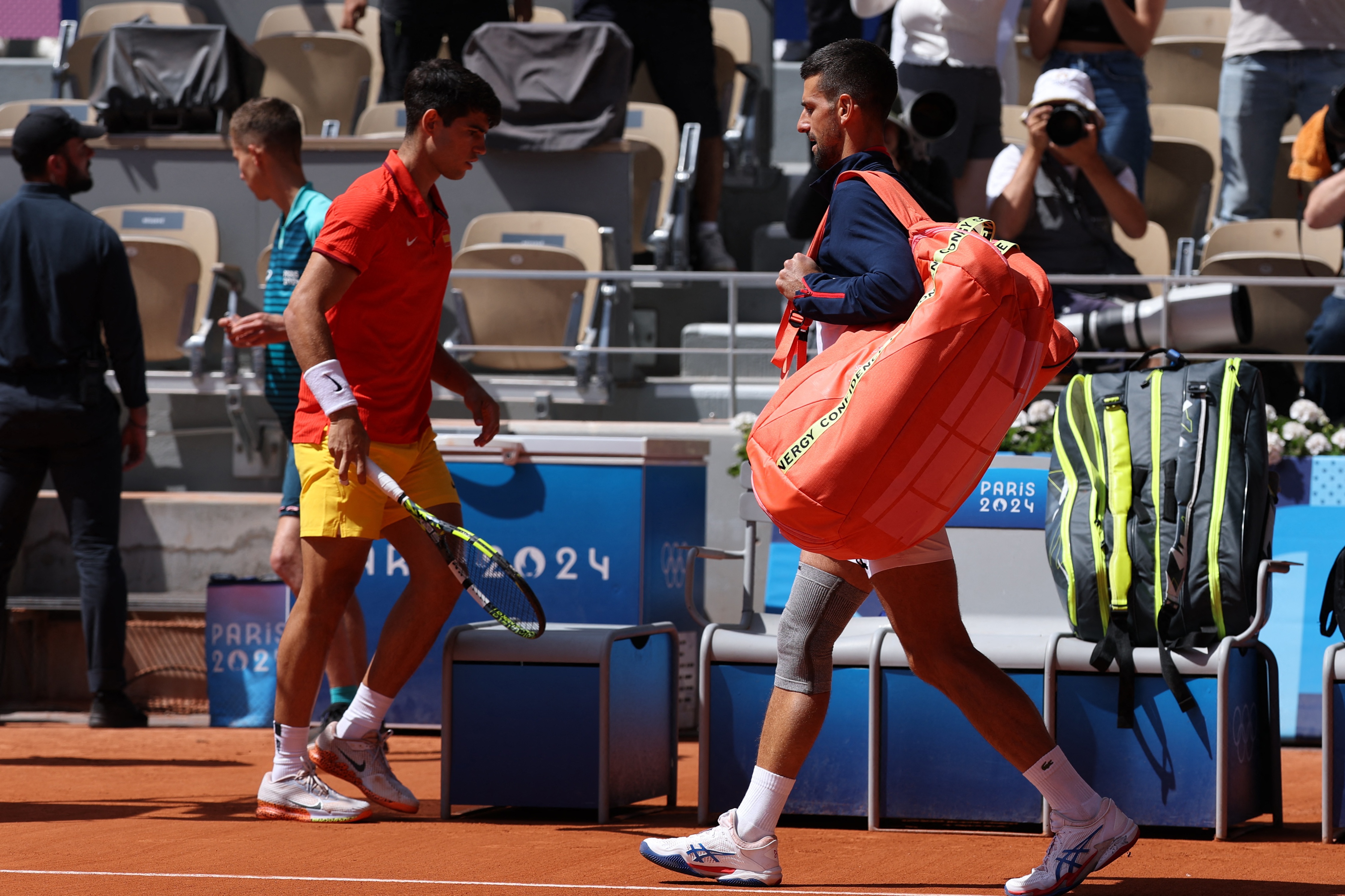 欧洲网球队完胜日本网球队，德约科维奇统治全场的简单介绍