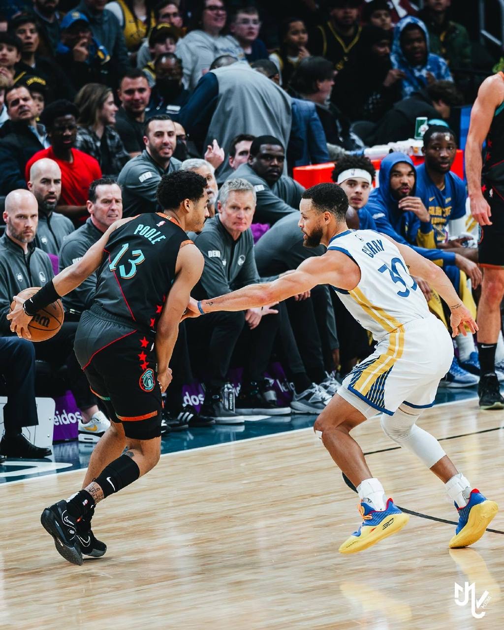 开云体育APP下载-勇士成功击败开拓者，终结对手连胜