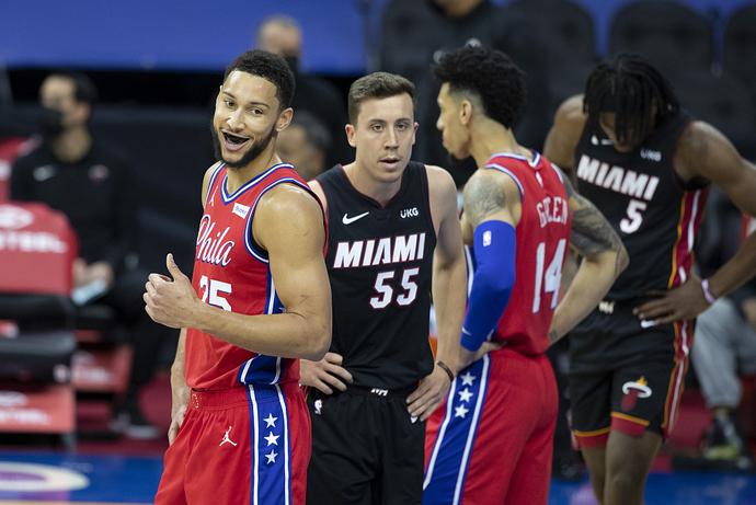 开云APP-太阳主场不敌76人，西蒙斯再获三双