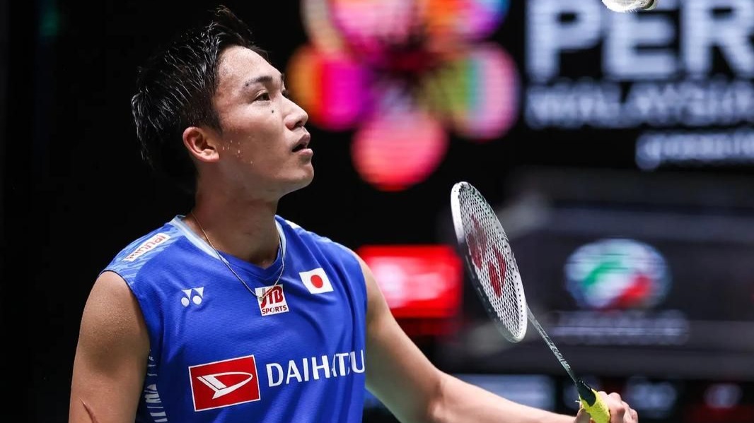 中国羽毛球队翻盘英格兰羽毛球队，桃田贤斗制霸全场