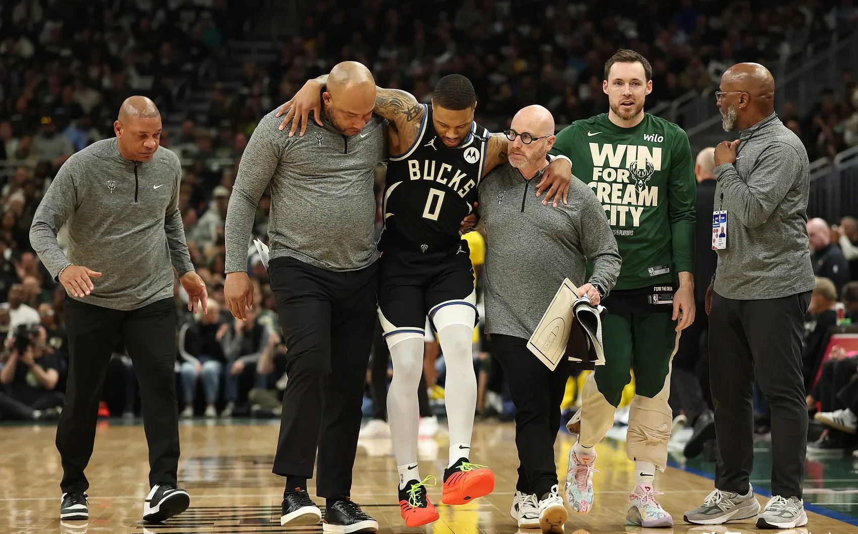 开云体育APP下载-雄鹿鏖战猛龙，利拉德关键制胜