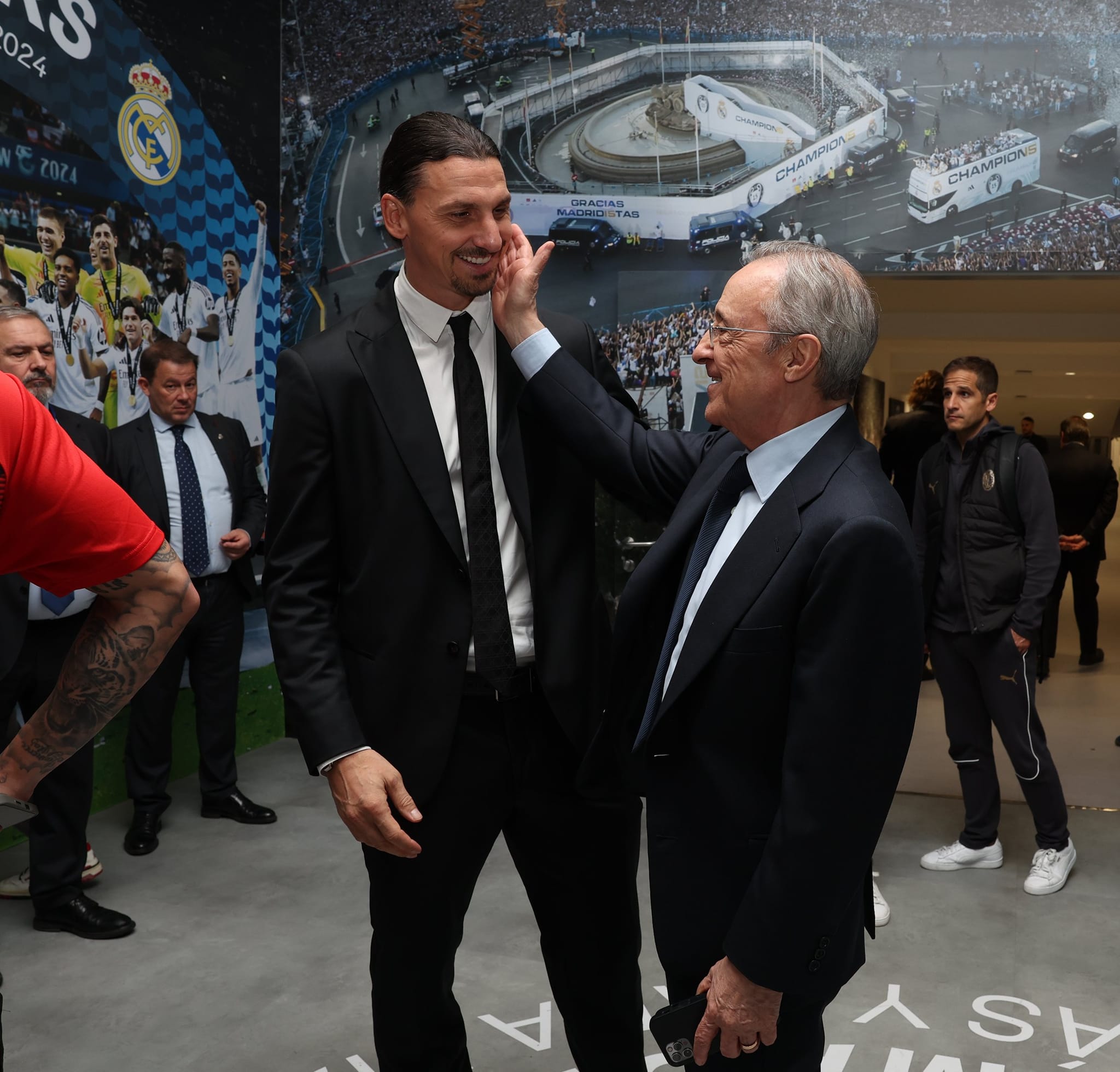 开云平台-多特蒙德绝杀巴黎，伊布点燃赛场