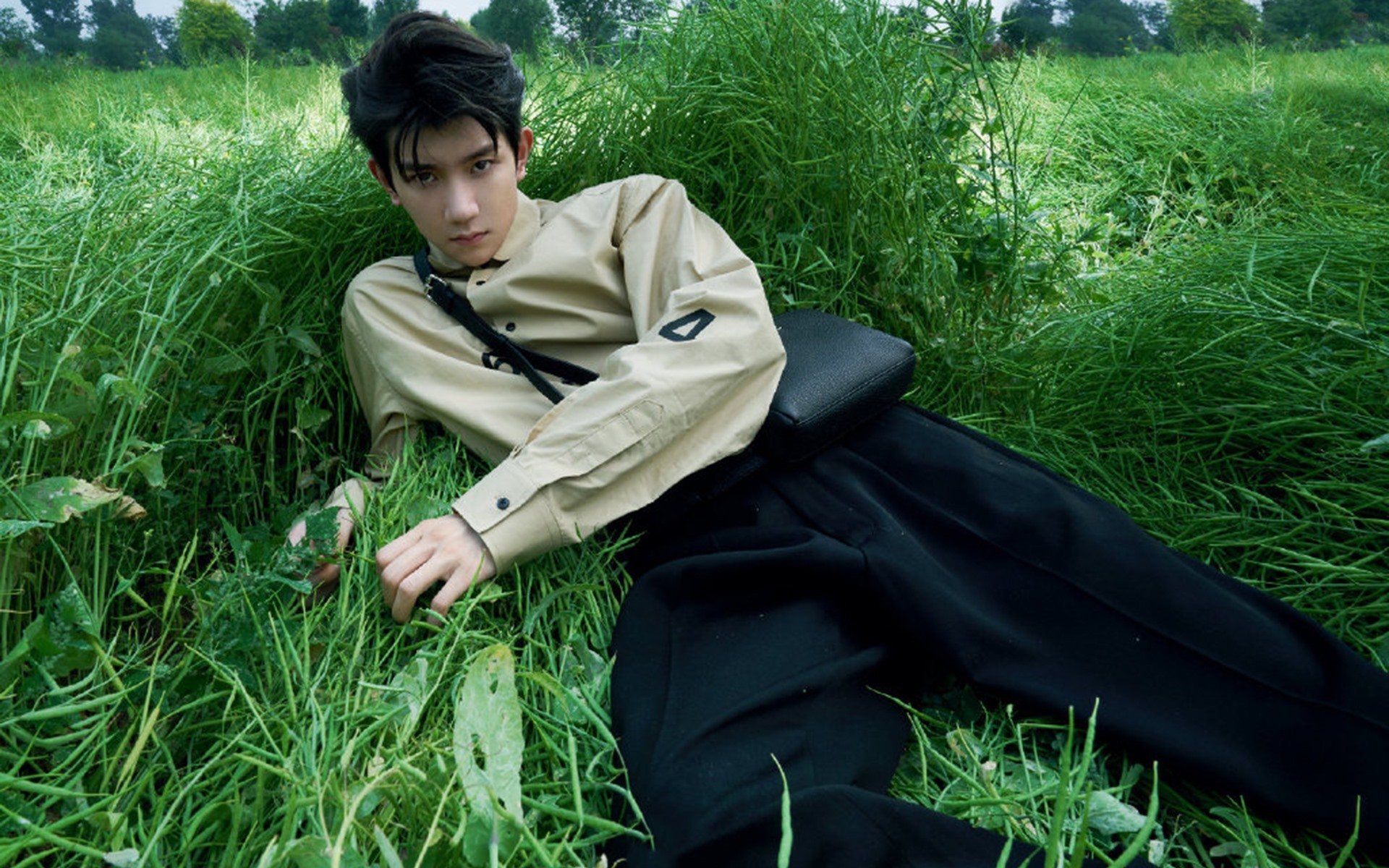 开云平台-太阳焚尽灰熊，莫兰特逆光独舞