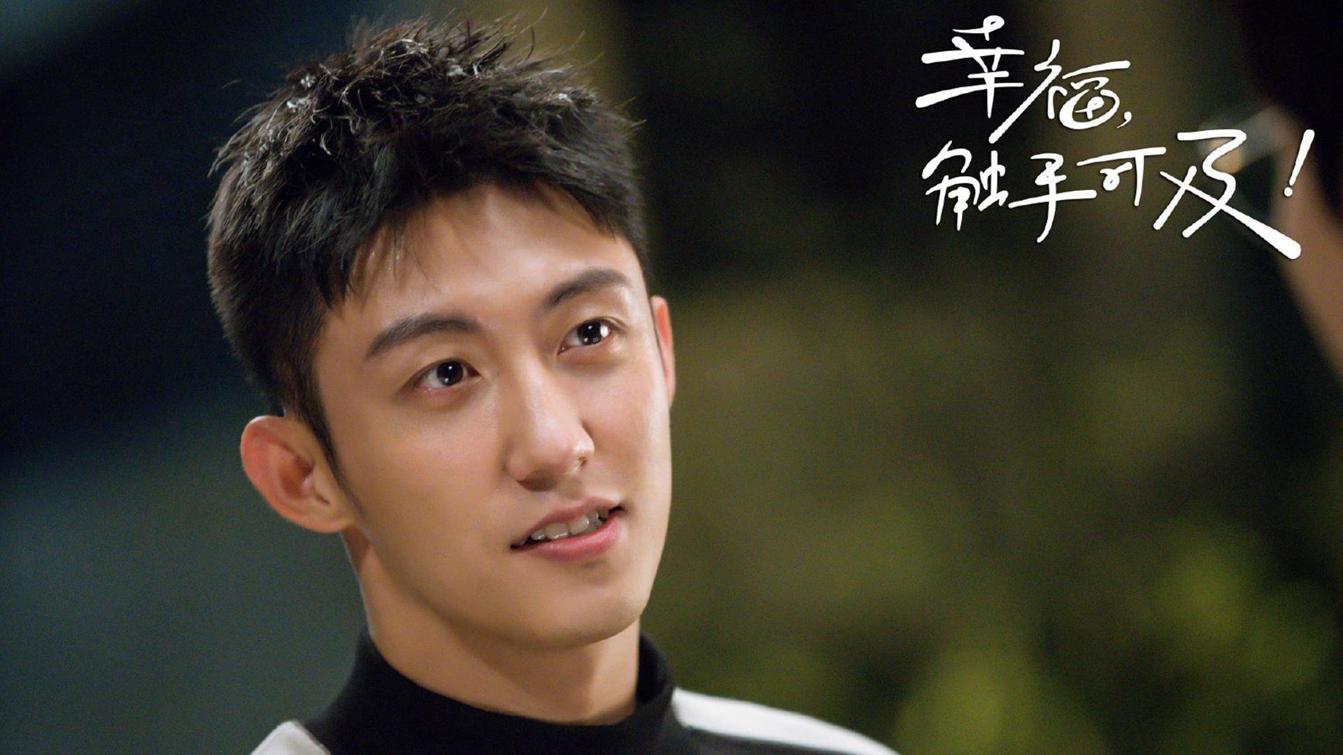 开云体育入口-孔德戴上痛苦面具之夜，特奥举起德甲冠军奖杯，血缘为何在胜负面前如此脆弱？