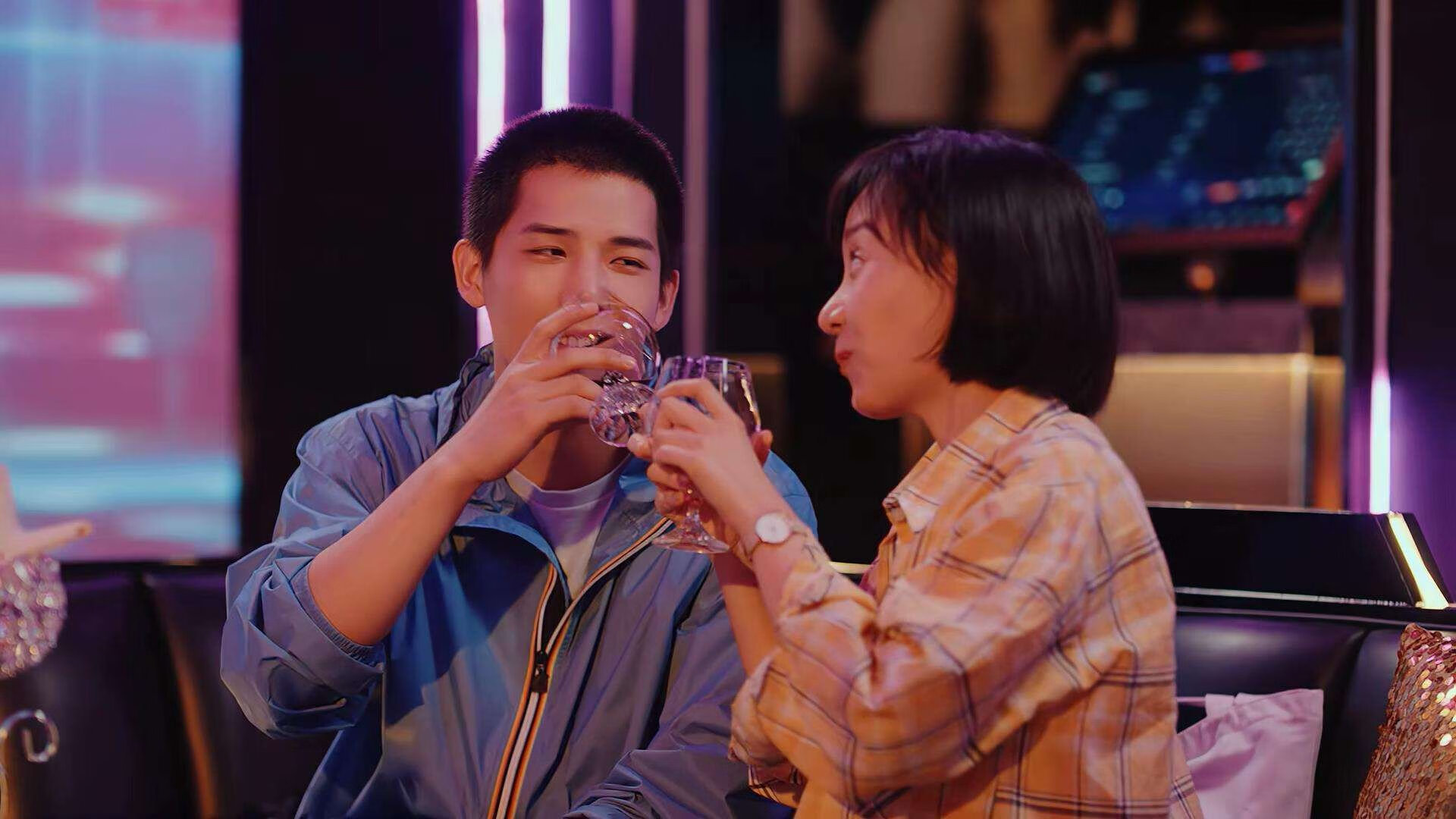 东契奇1.8秒后仰绝杀！雷霆加时险胜公牛，关键球定乾坤